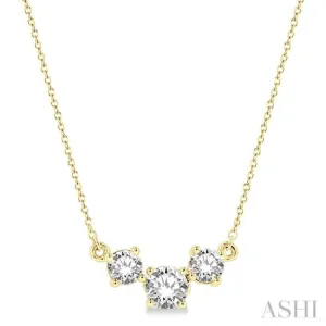 1 1/4 Ctw Three Stone Round Cut Diamond Necklace in 14K Yellow Gold