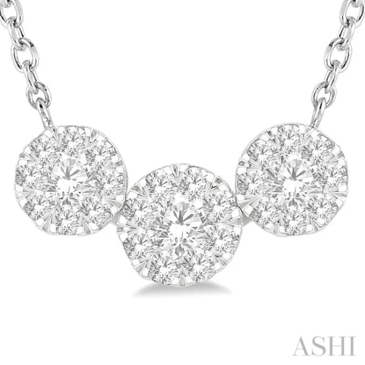 1/2 Ctw Triple Circle Lovebright Round Cut Diamond Necklace in 14K White Gold