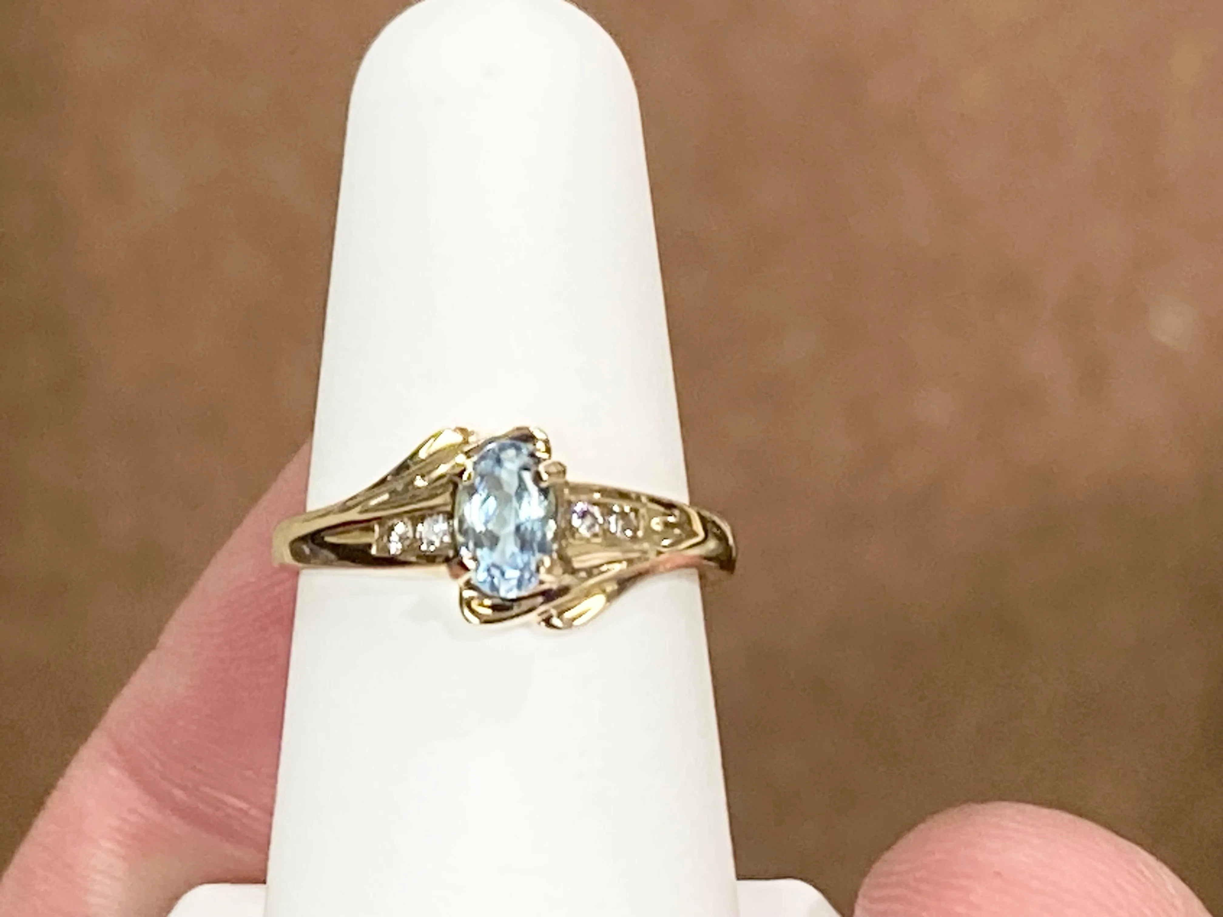 14 K Yellow Gold Aquamarine And Diamond Ring