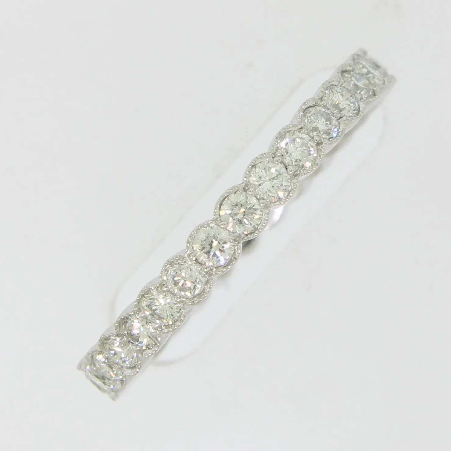 14K White Gold Diamond Eternity Band Size 6.5 with 32 Diamonds .80TW (Brand New)