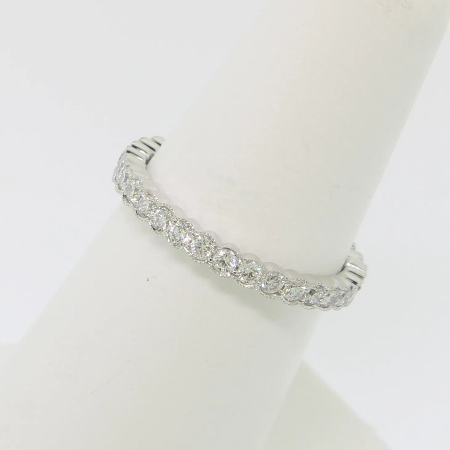 14K White Gold Diamond Eternity Band Size 6.5 with 32 Diamonds .80TW (Brand New)