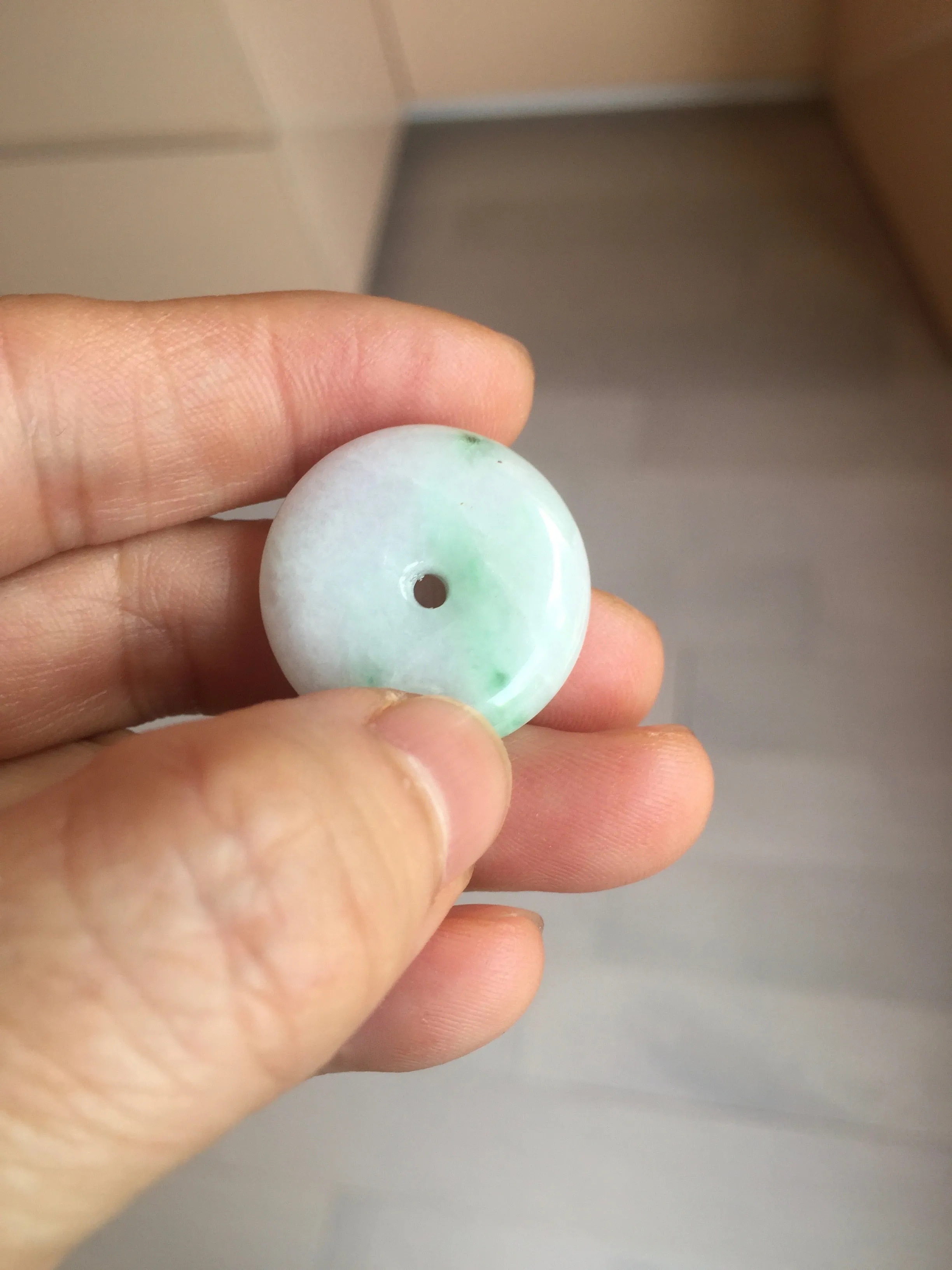 24-28mm 100% Natural green/purple with sunny green floating flowers jadeite Jade Safety Guardian Button(donut) Pendant/worry stone H152