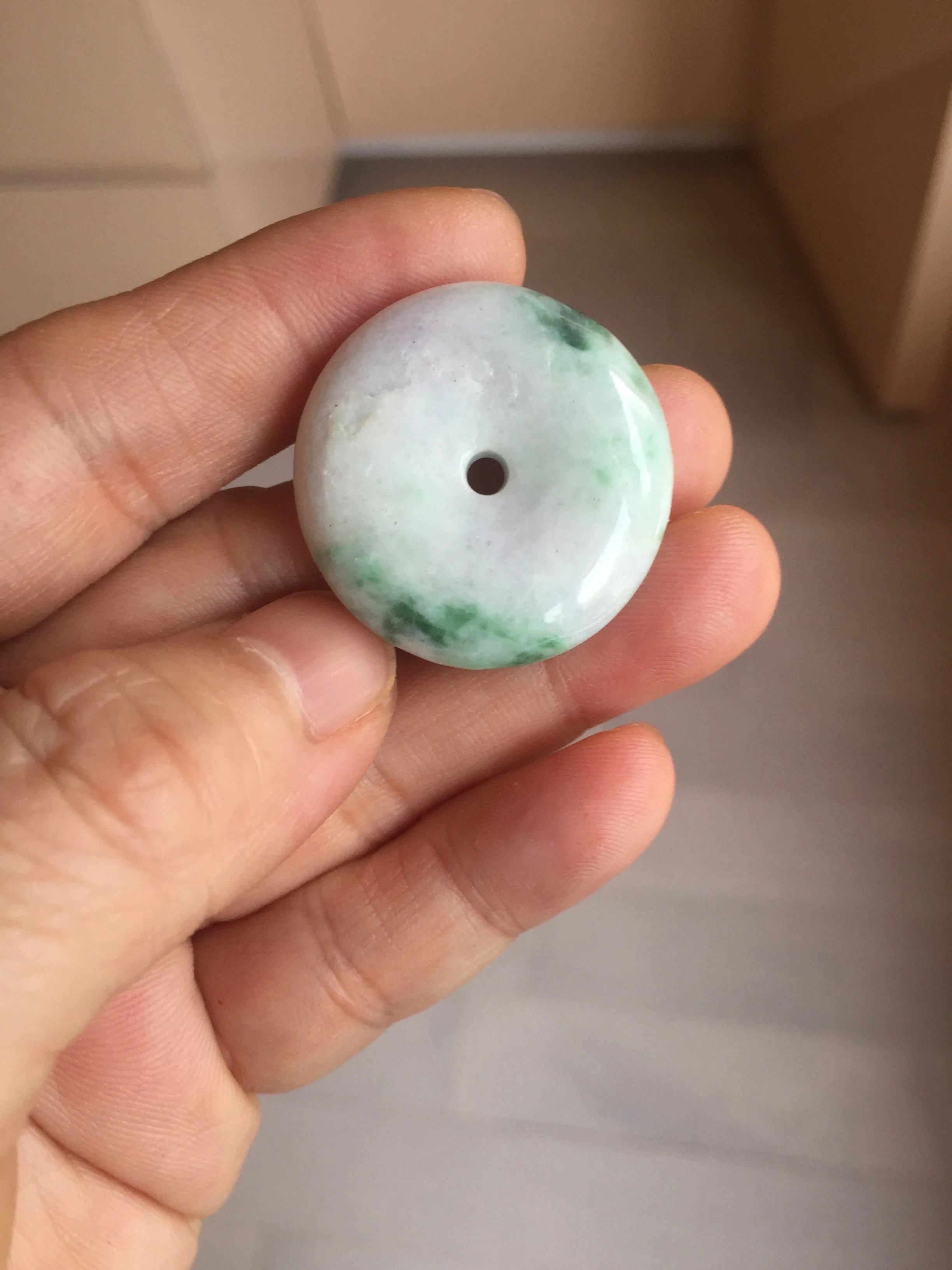 24-28mm 100% Natural green/purple with sunny green floating flowers jadeite Jade Safety Guardian Button(donut) Pendant/worry stone H152