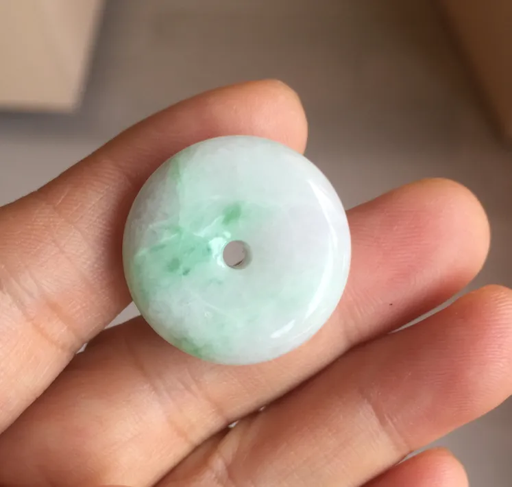 24-28mm 100% Natural green/purple with sunny green floating flowers jadeite Jade Safety Guardian Button(donut) Pendant/worry stone H152