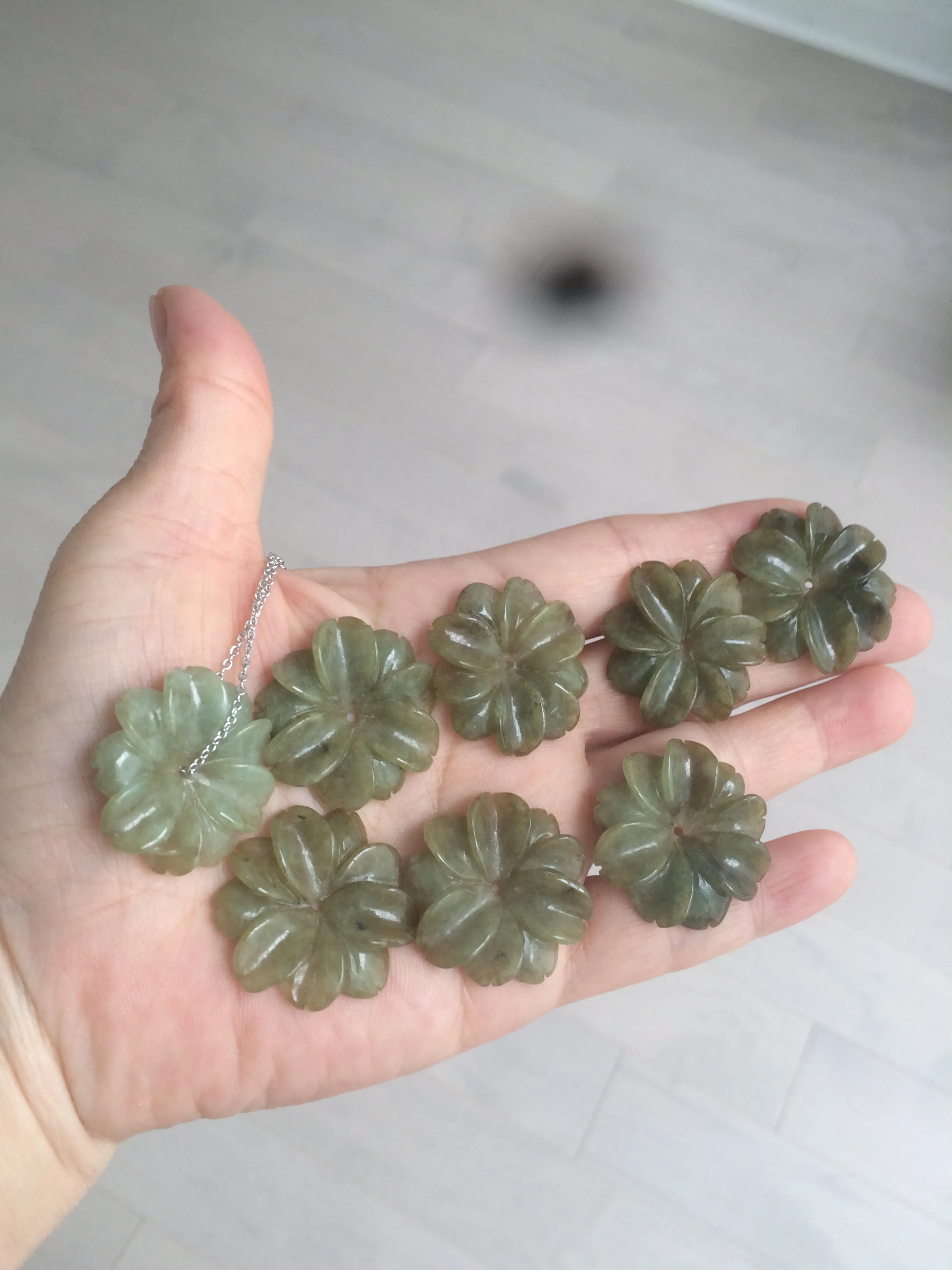 25-26mm Type A 100Natural 3D dark  green/brown/black jadeite Jade flower Pendant necklace AQ54 (add-on item)