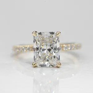 3.00-3.99 Carat Radiant Lab Grown Diamond Engagement Ring with Signature Setting