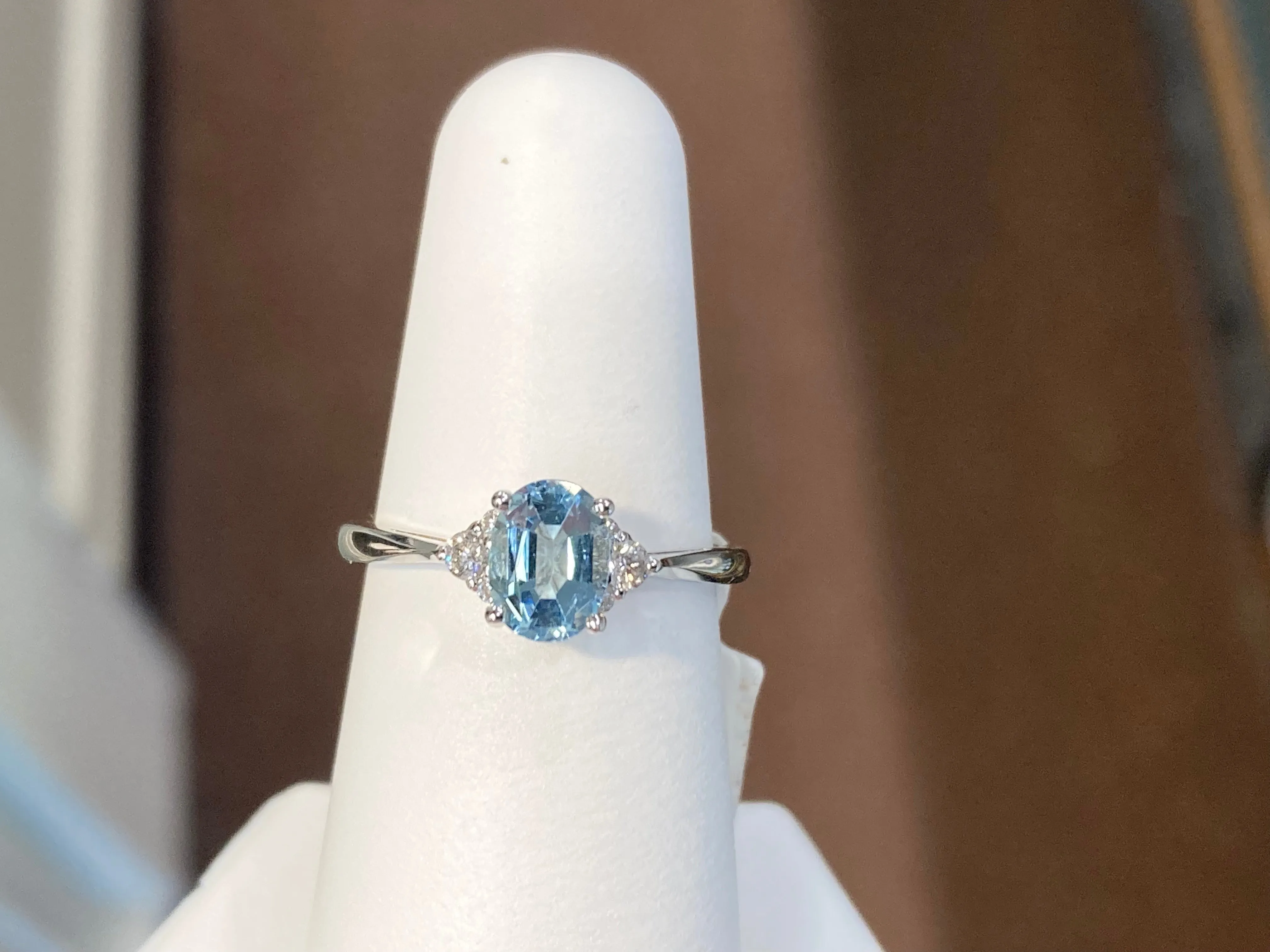 Aquamarine And Diamond White Gold Ring