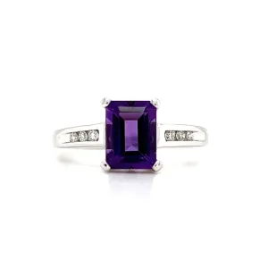 Baguette Amethyst Ring with Six Side Diamonds in 14K White Gold