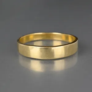 Classic Vintage 14K Gold Graduated Ring Band