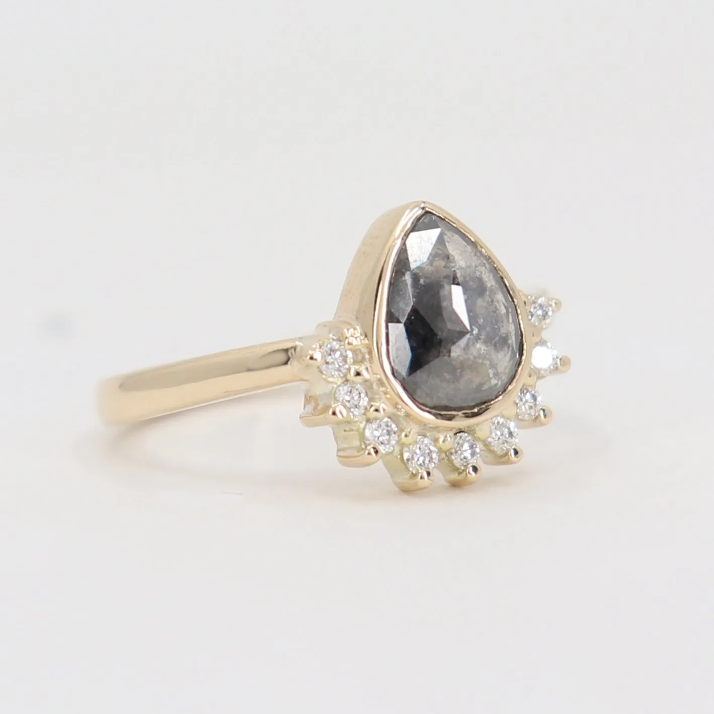 Etherial Grey Diamond