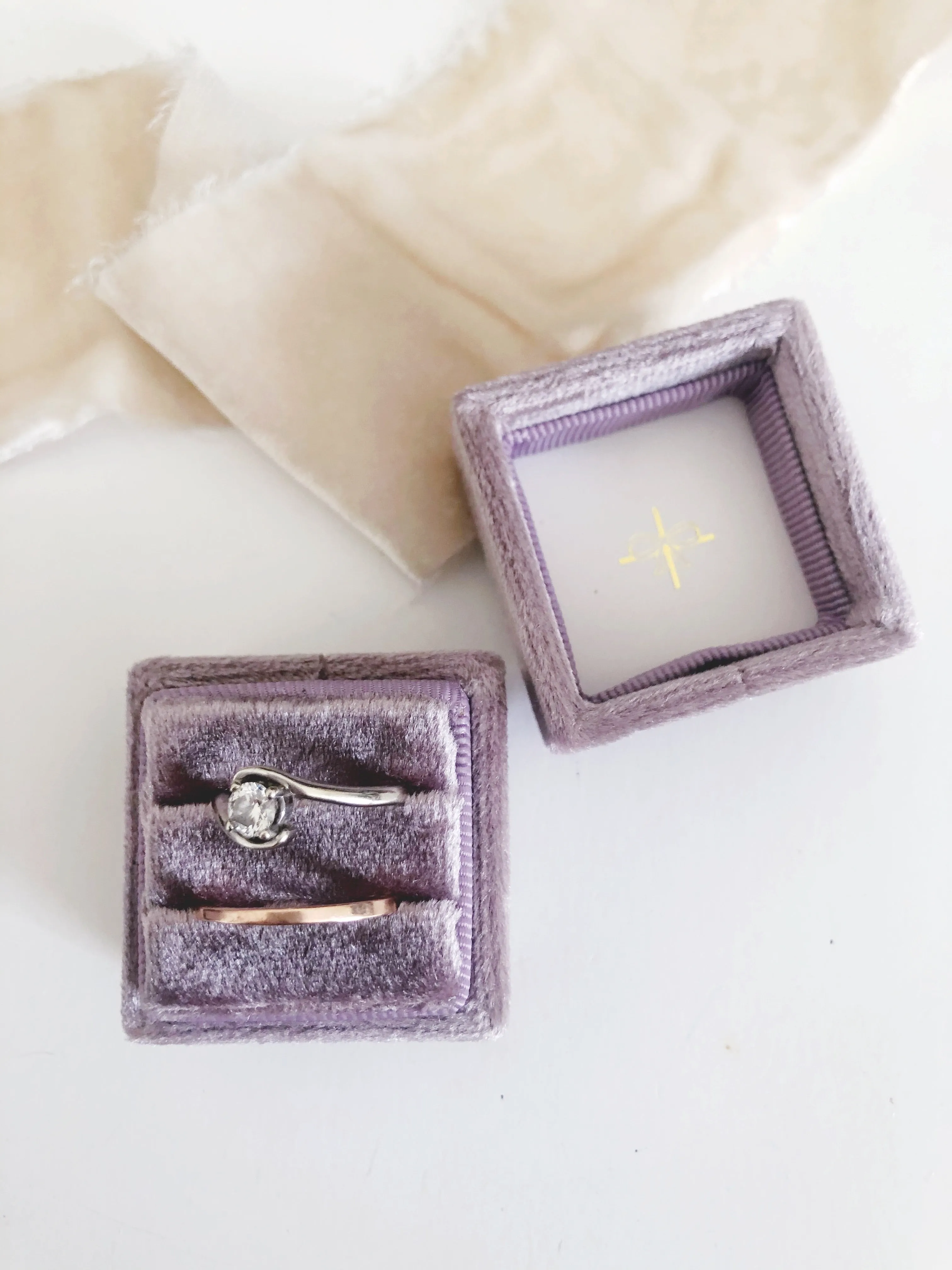 Mauve Light Purple Velvet Square Ring Box