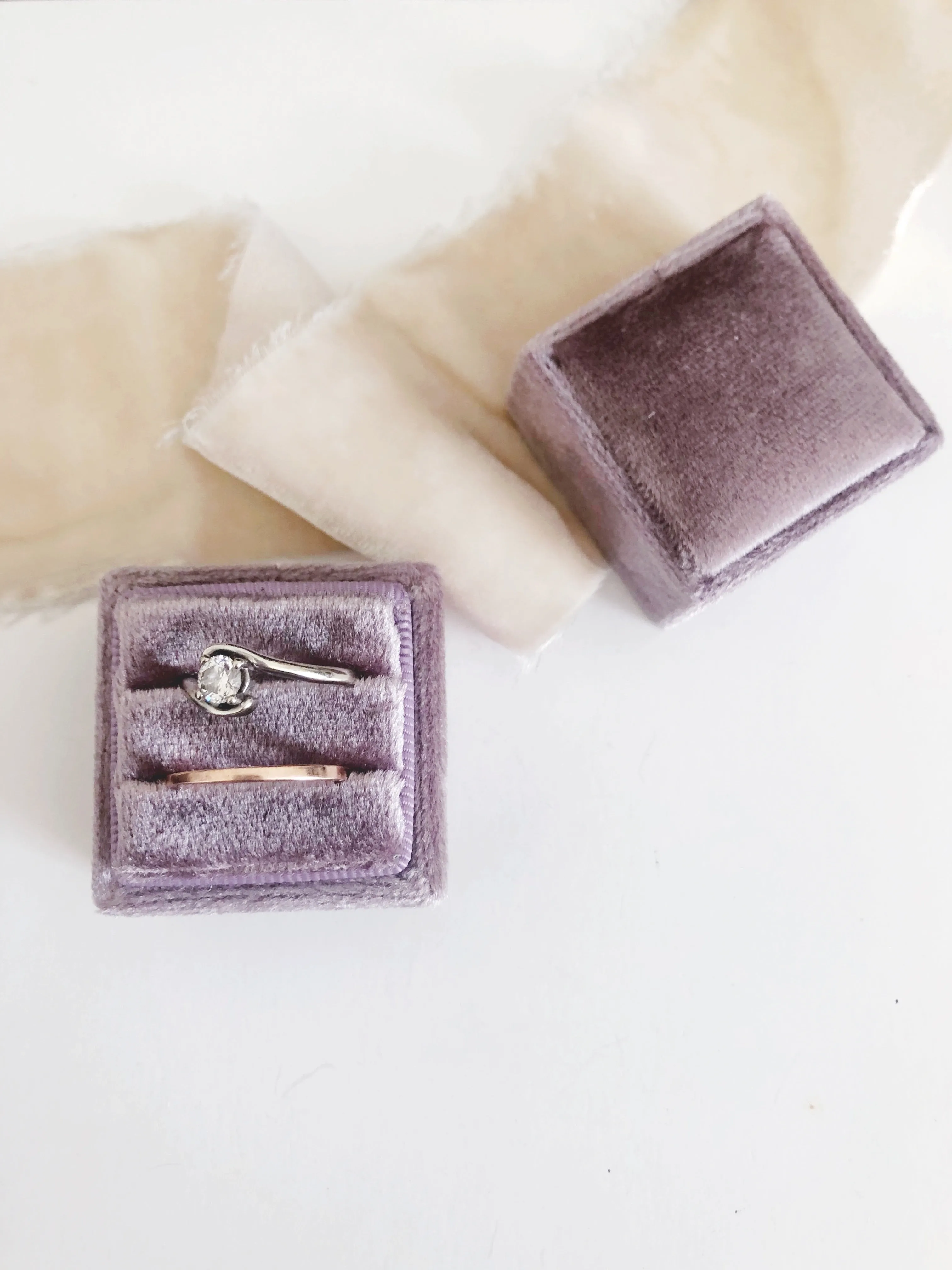 Mauve Light Purple Velvet Square Ring Box