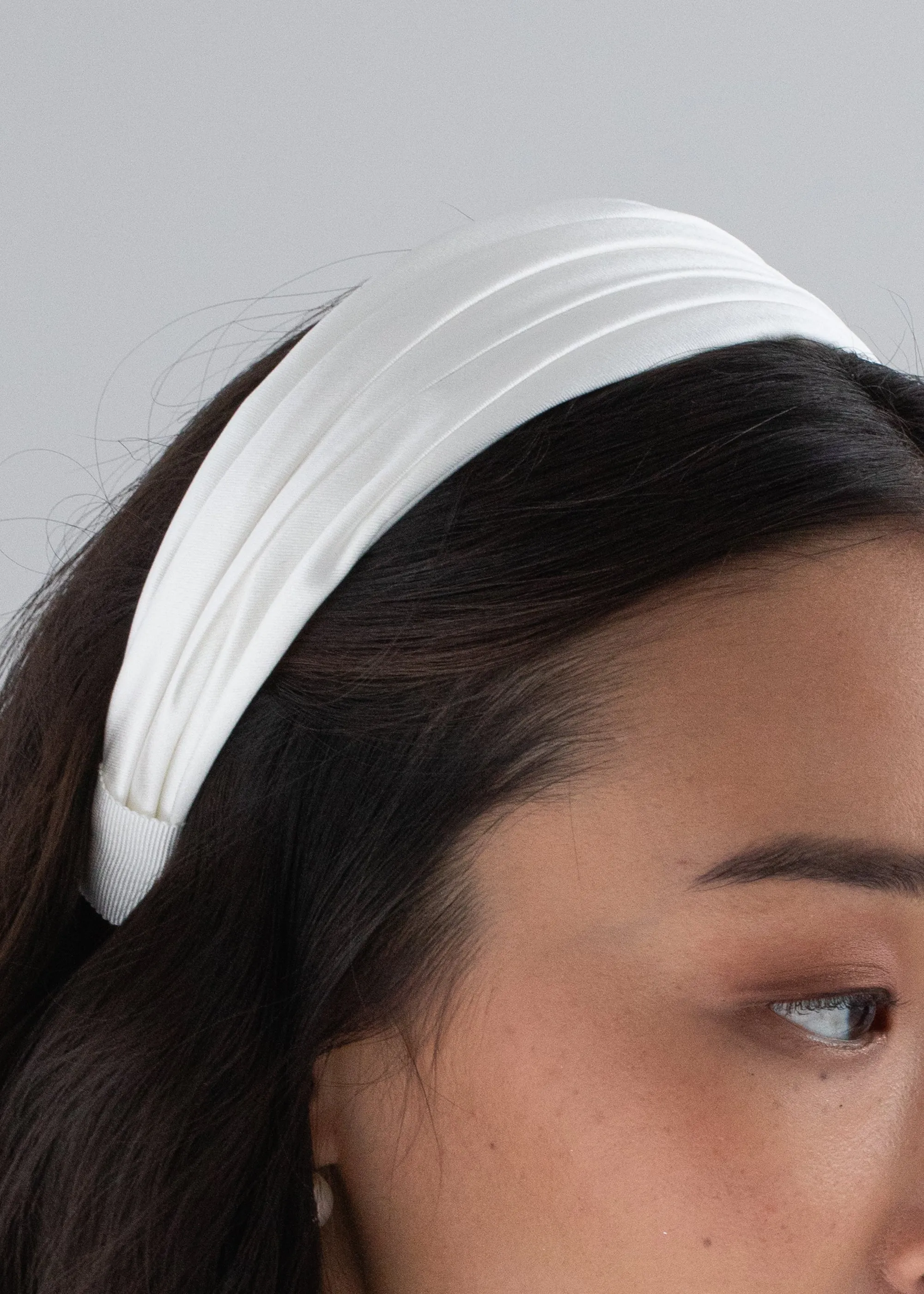 Natasha Headband -- Cream