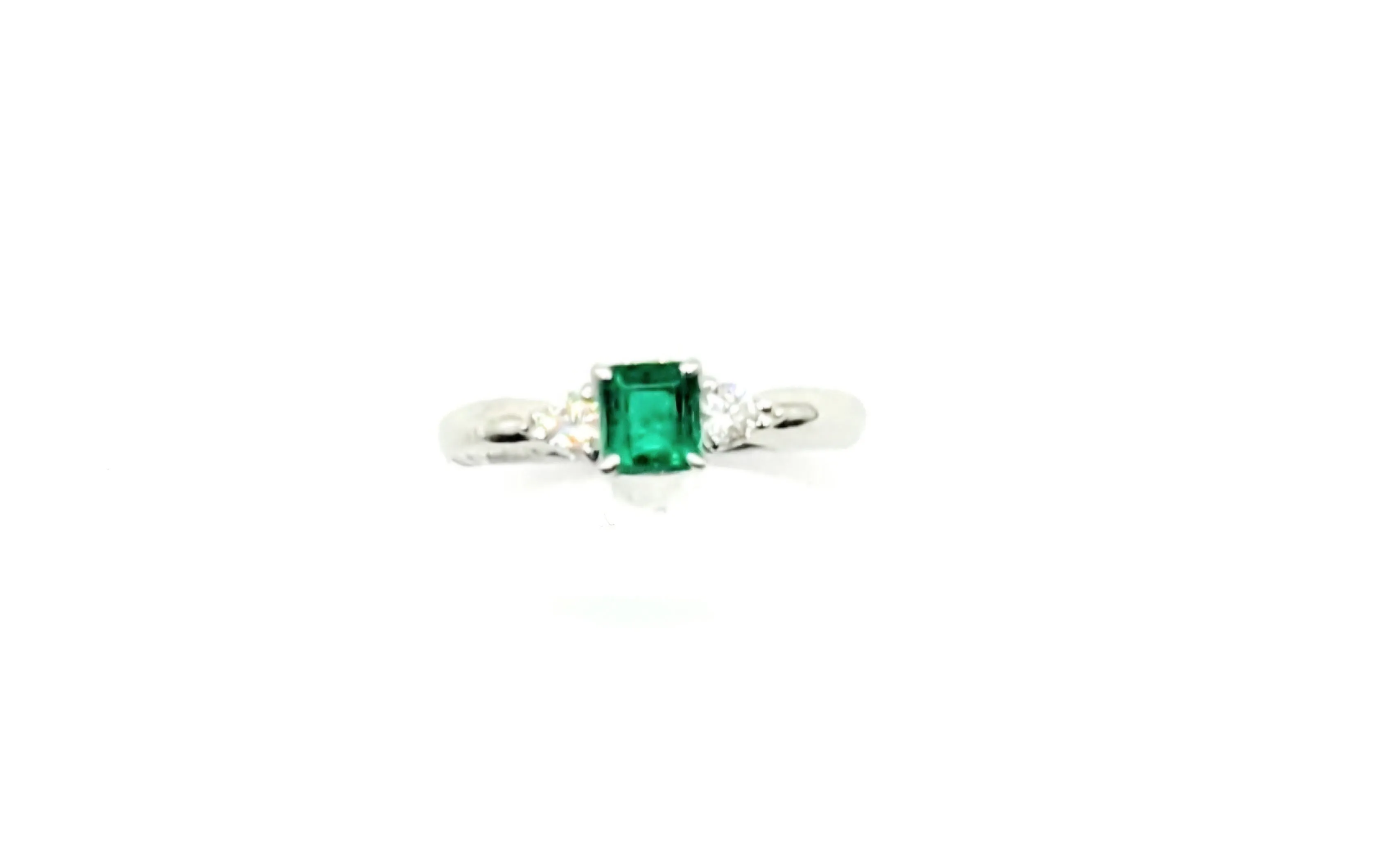 Platinum Dimond and Emerald ring