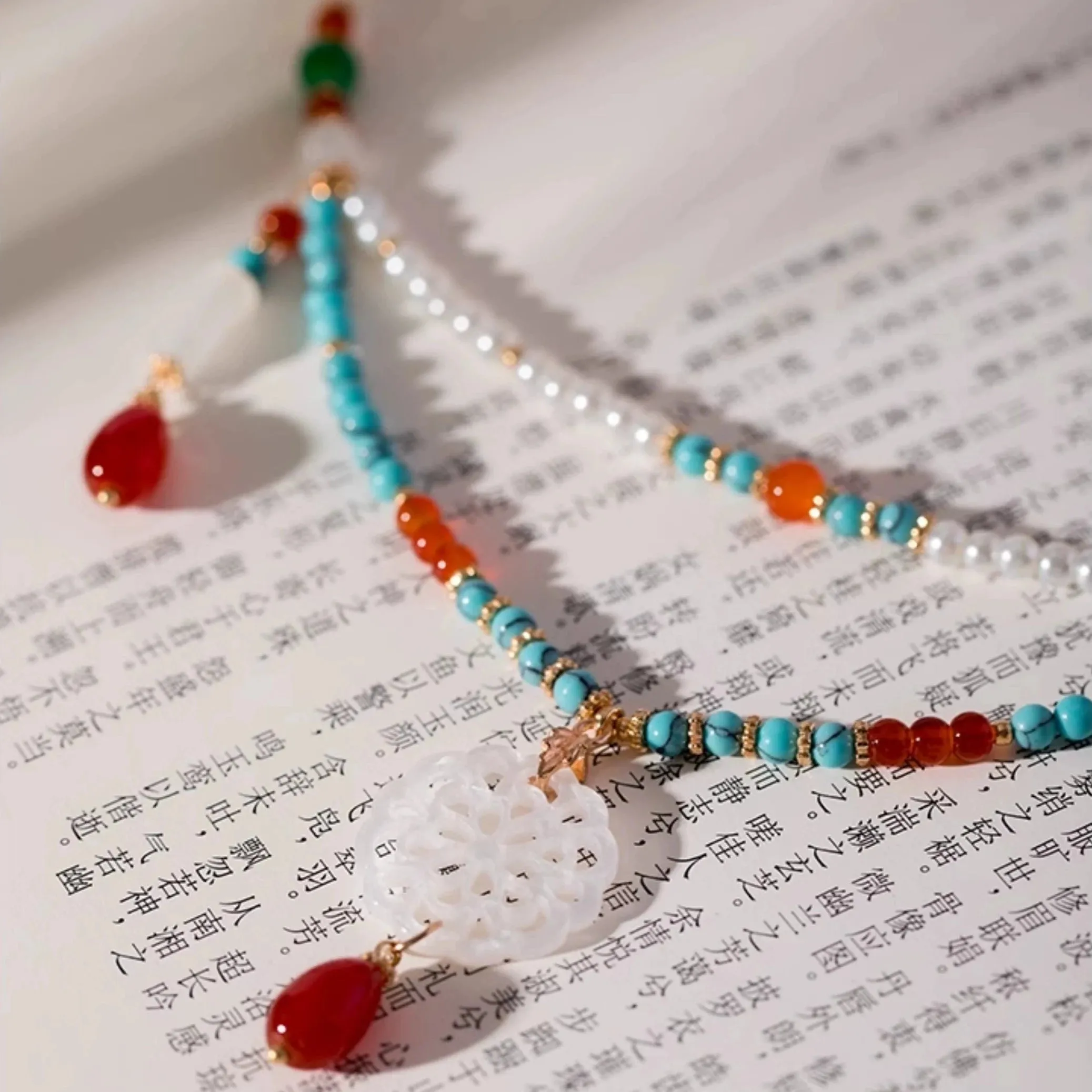 Qiong Zhi 琼枝 Double Layered Beaded Lotus Necklace