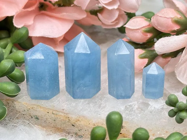 Tiny Aquamarine Points