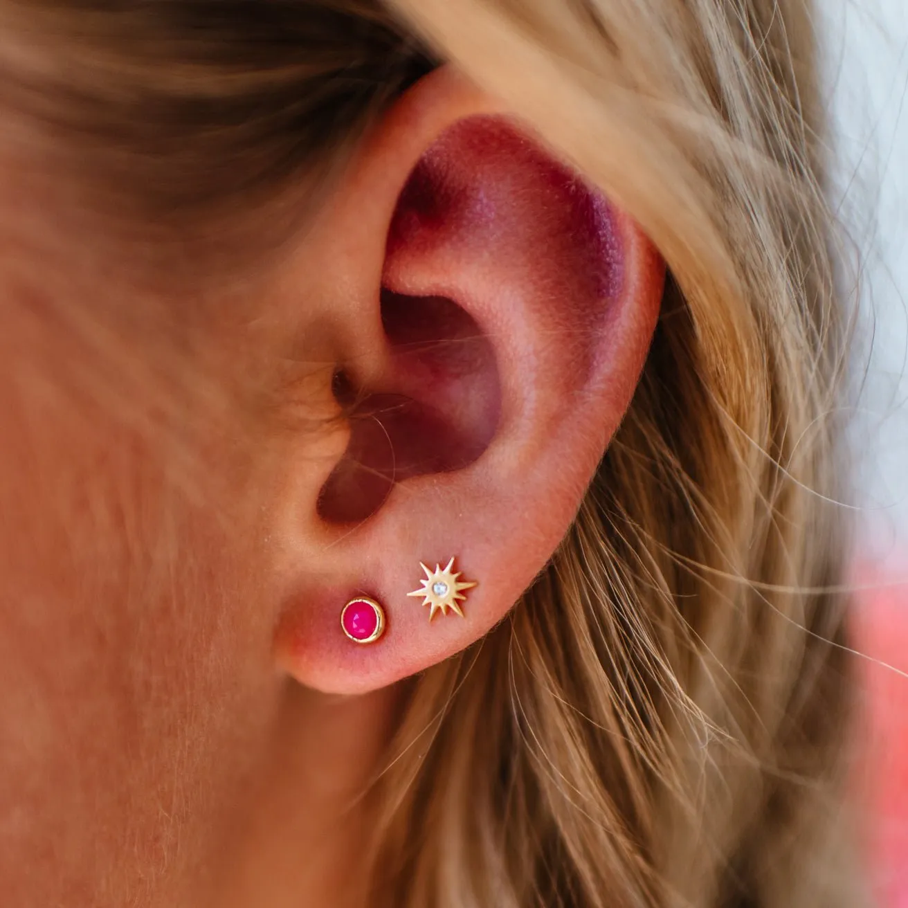 TINY PROTECT STUD EARRINGS - HOT PINK CHALCEDONY