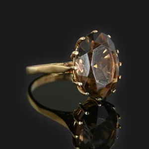 Vintage Oval Smoky Quartz Ring in Gold