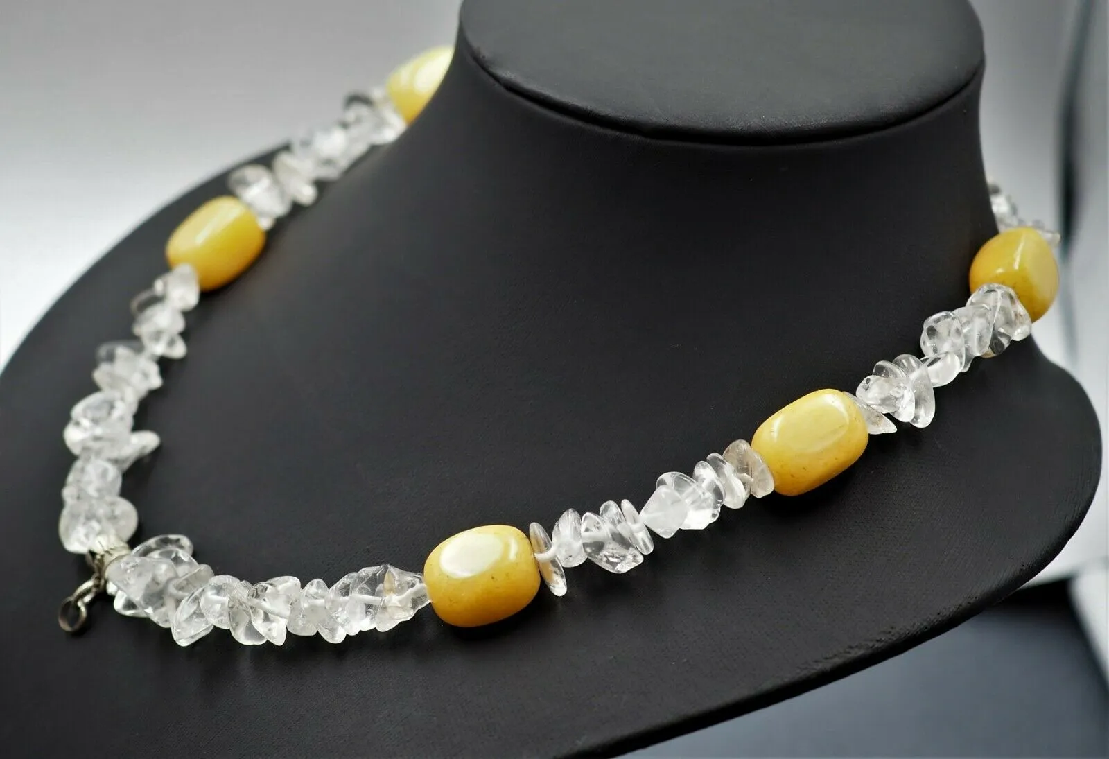 Womens Necklace Dyed Jade & Quartz Gemstone Vintage Fashion Jewellery