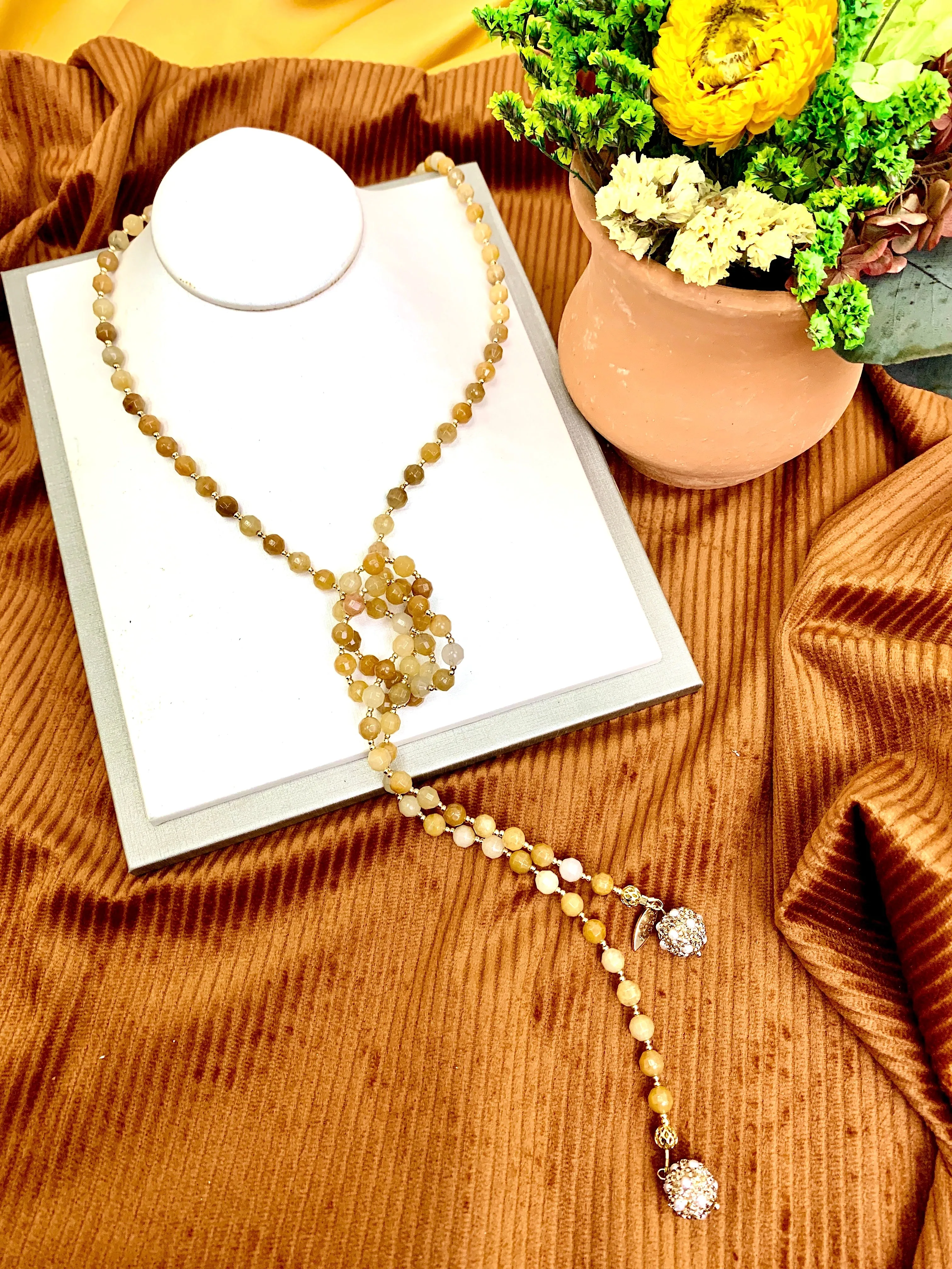 Yellow Jade With Rhinestones Open Ended Necklace HN019